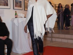 Fashion Show in der Contemplor Galerie Wien am 16. 03. 2024